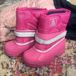 Nautica Fuchsia Snow Boots with White Straps